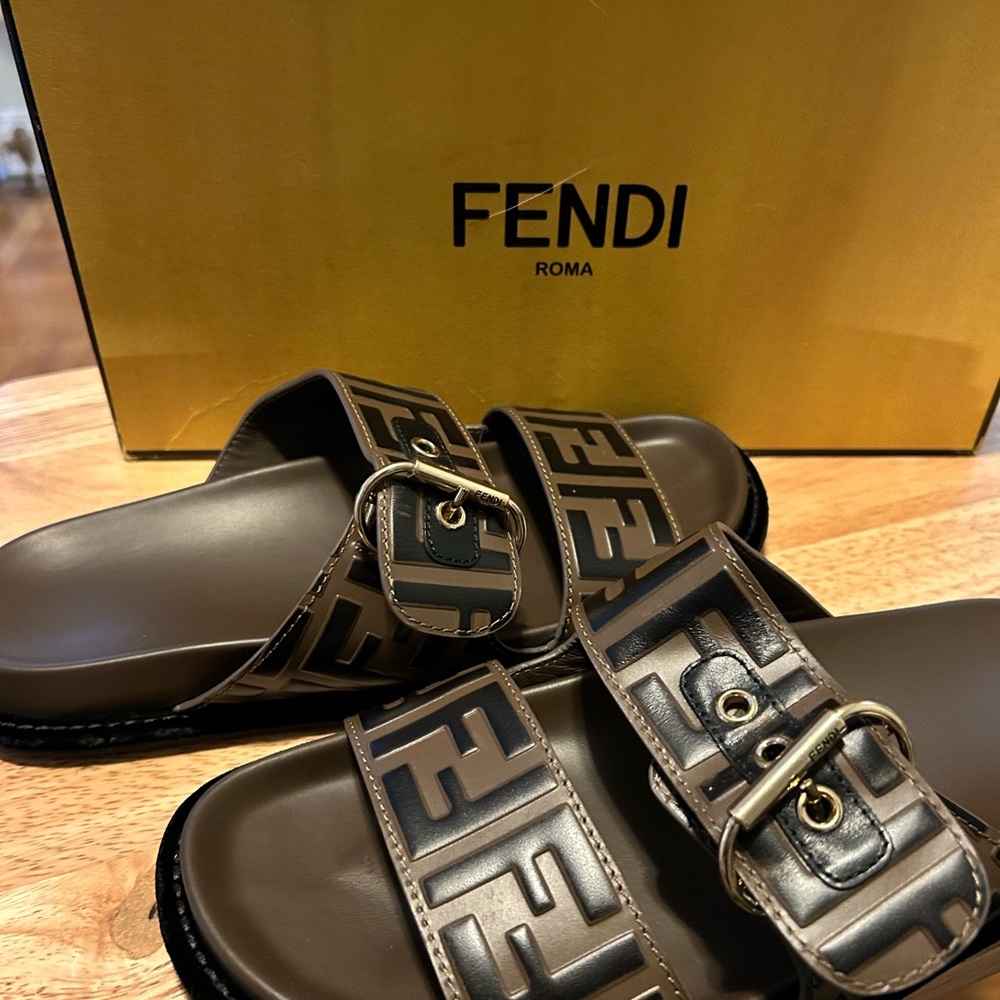Fendi woman’s Brown Slide Sandals
